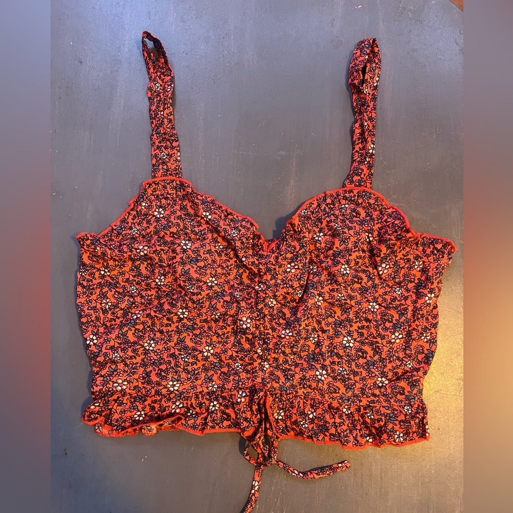 Cropped floral tank